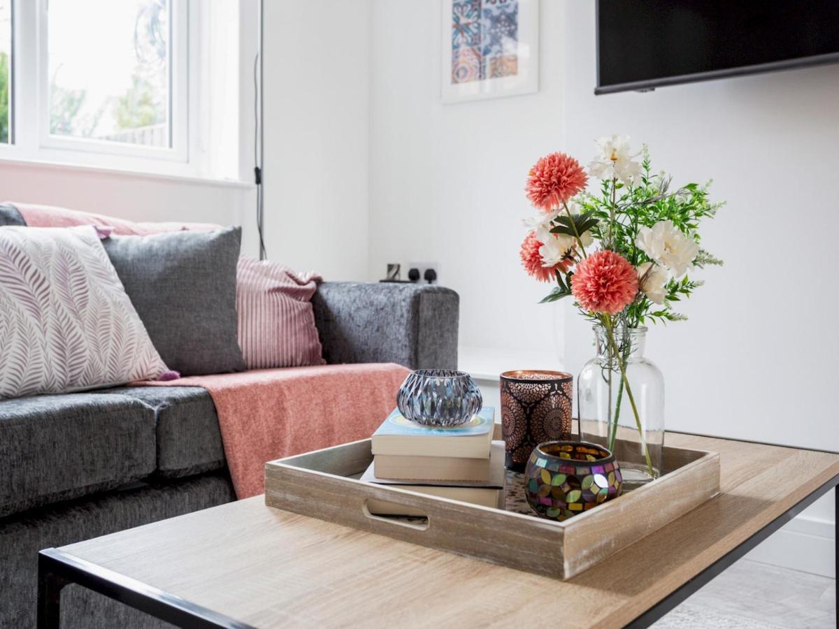 Pass The Keys Spacious And Very Modern Family Home, Central Windsor Ngoại thất bức ảnh